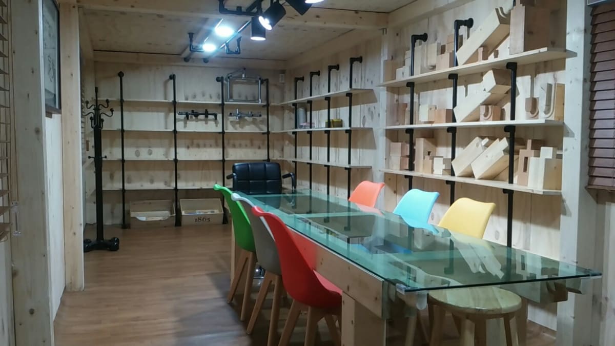 파이넥트로 책장부터 선반까지